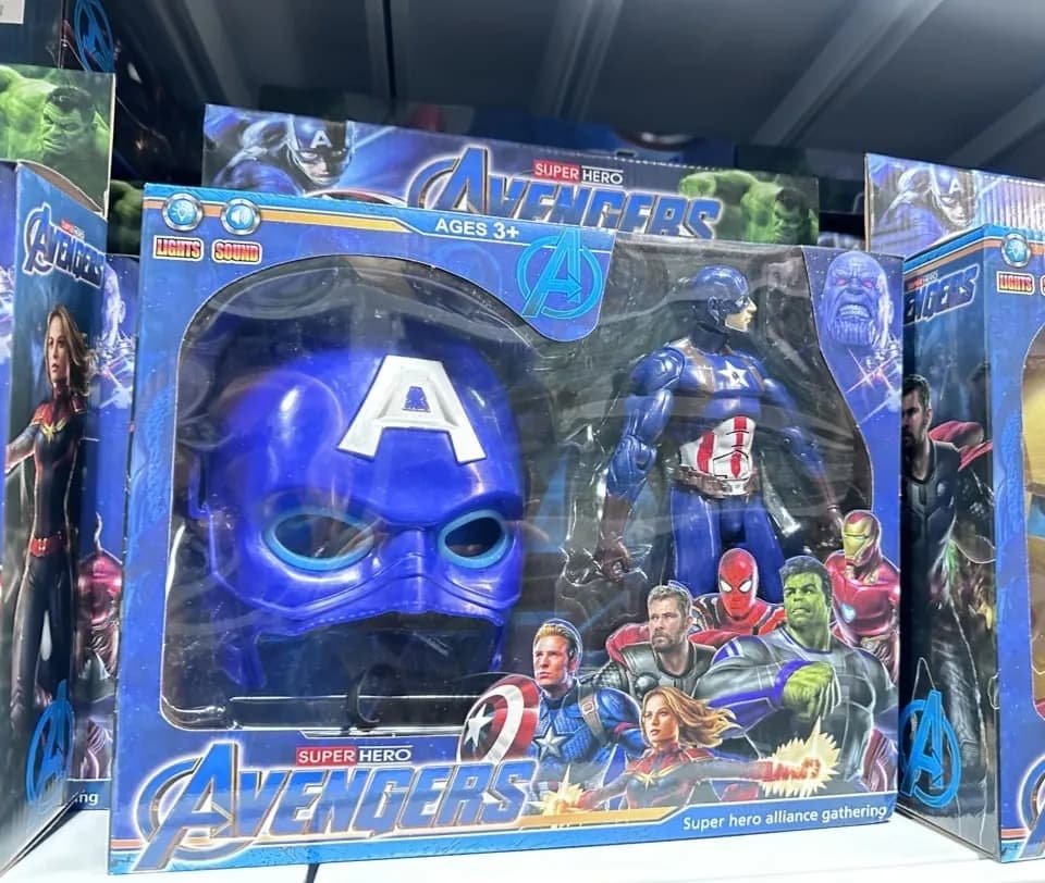 Zestaw Figurka Kapitan Ameryka i Maska Avengers - Światło i Dźwięk