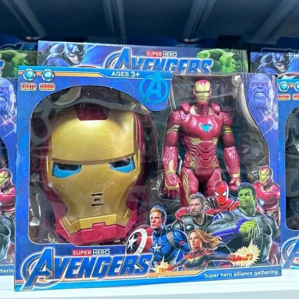 Interaktywny Zestaw Figurka Ironman i Maska Avengers, Światło/Dźwięk