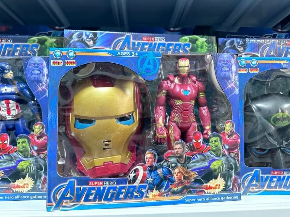 Interaktywny Zestaw Figurka Ironman i Maska Avengers, Światło/Dźwięk