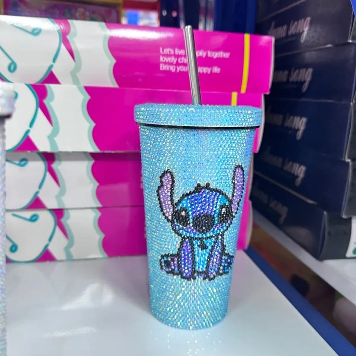 Kubek z cyrkoniami DIY Stitch z metalową słomką, jasnoniebieski