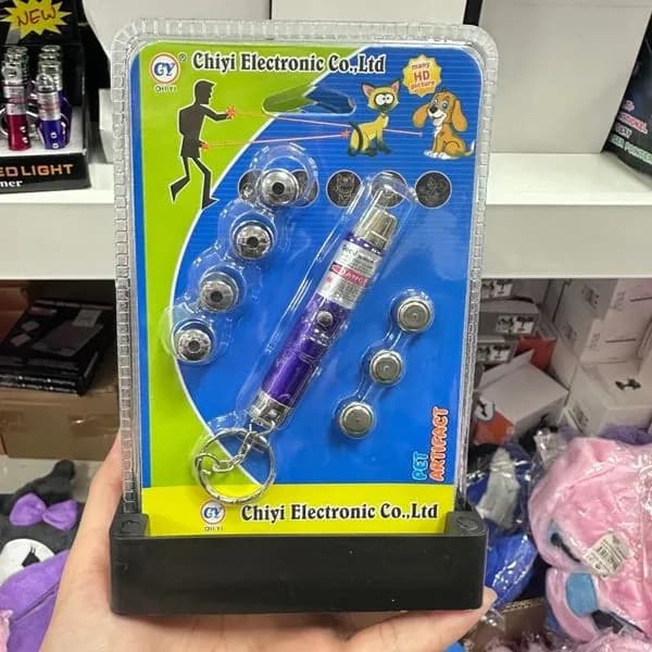 Wskaźnik laserowy dla zwierząt Chiyi z akcesoriami, 5 wzorów, brelok