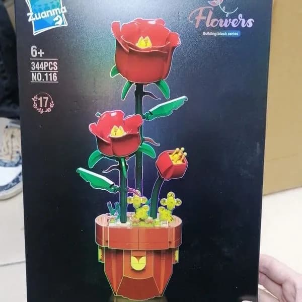 Klocki konstrukcyjne Kwiaty Zuanma 344 elementy Czerwone Róże