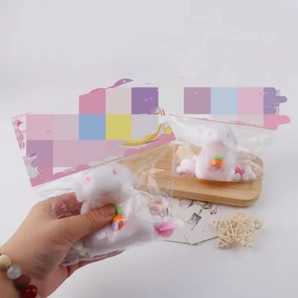 Zabawka Squeeze dla Dzieci Gniotek Królik z Marchewką 16 szt.