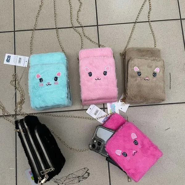 Torebka dla Dzieci Pluszowa Kotek na Łańcuszku Mix Kolorów