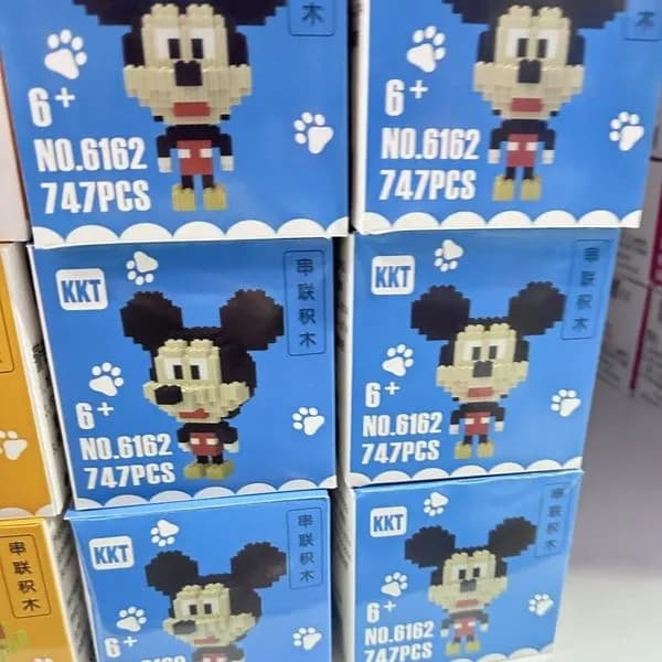 Klocki Mikro Mickey Mouse 747PCS KKT NO.6162 - Zestaw 12 szt.