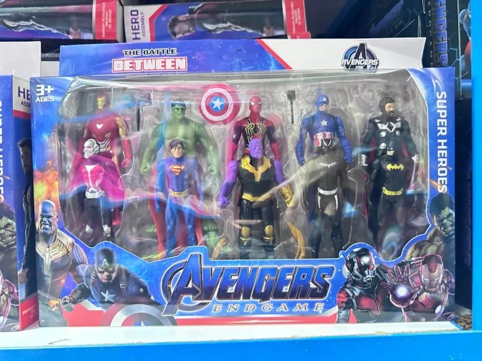 Zestaw 10 Figurek Superbohaterów Avengers Endgame PK14116
