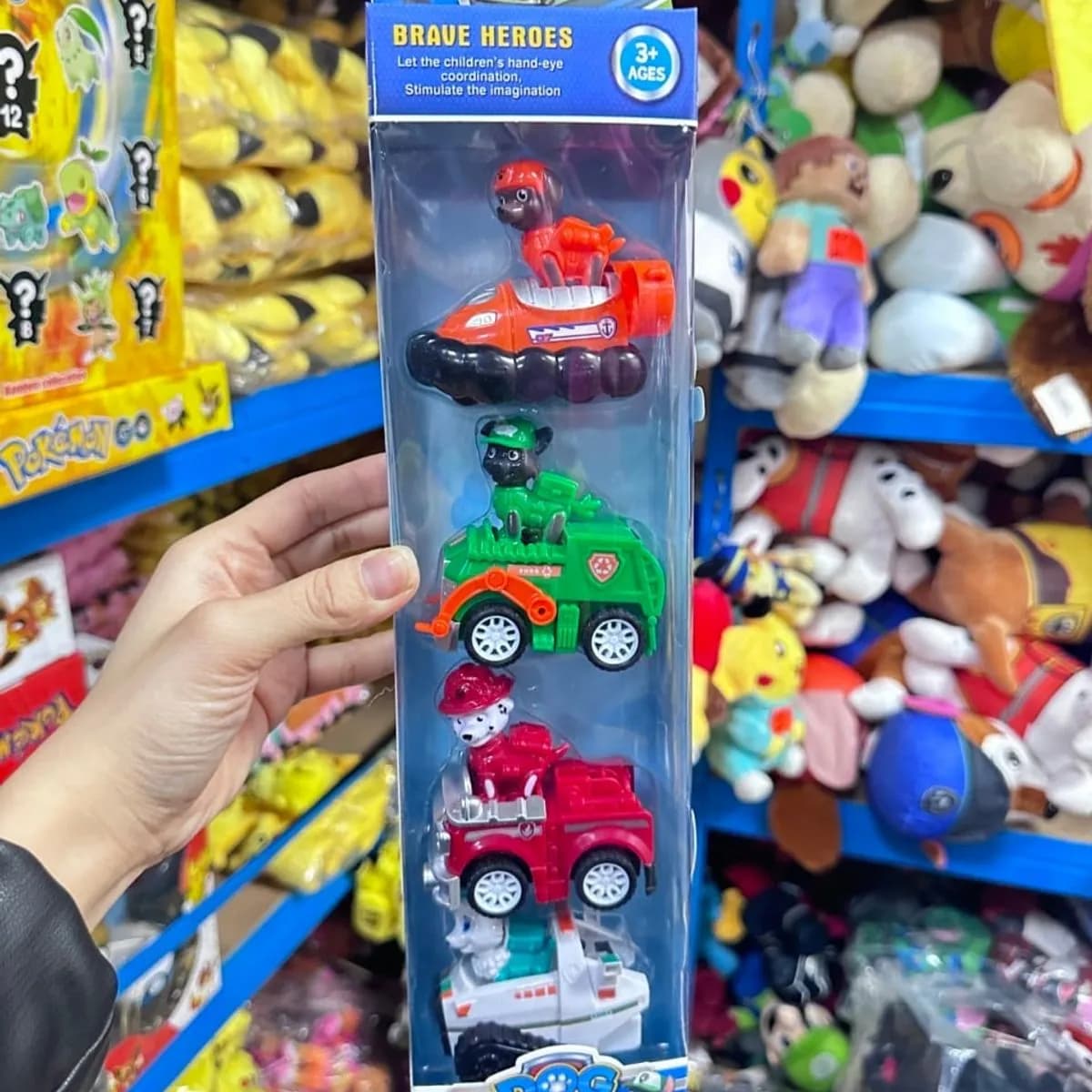 Zestaw figurek z pojazdami Dog Special 4PCS Brave Heroes