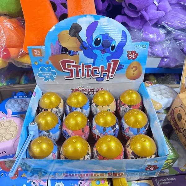 Zabawki Stitch Surprise Egg - Złote Jajka Niespodzianki 12 szt.
