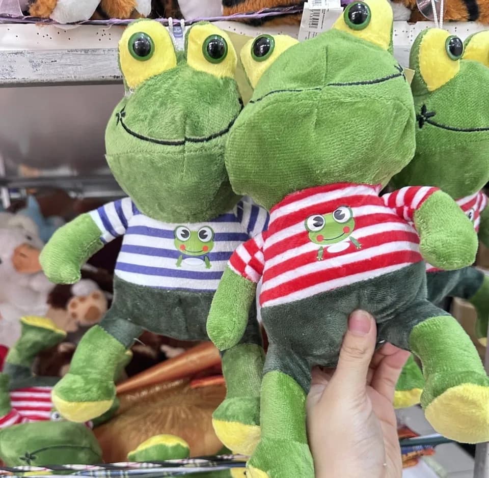 Maskotka Pluszowa Żaba 25cm w Pasiastym Ubranku Mix