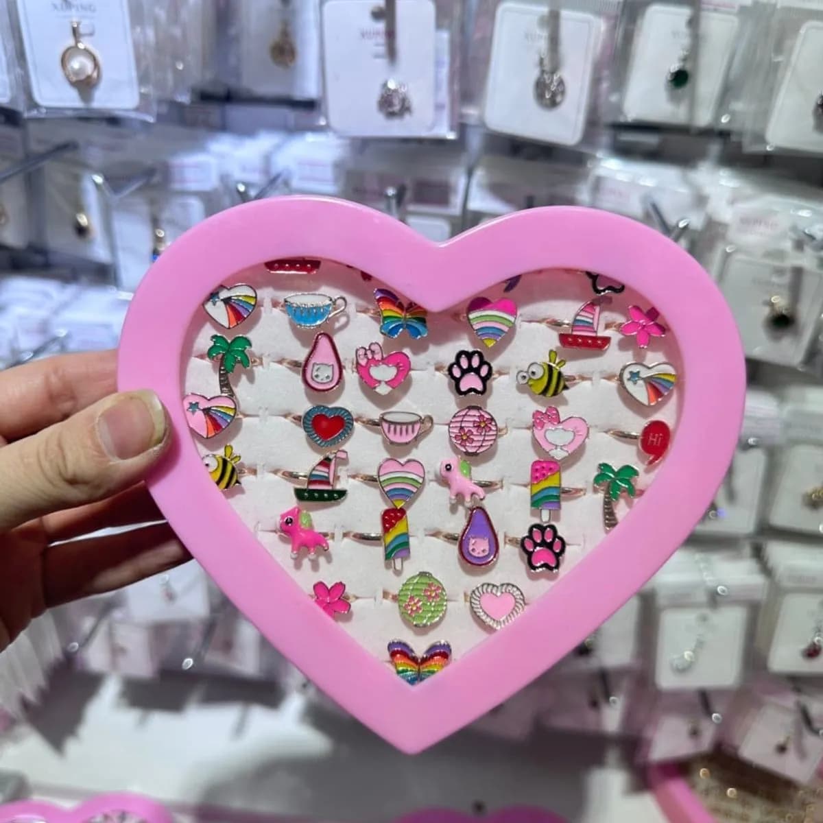 Zestaw Biżuterii dla Dzieci - 36 Pierścionków w Sercu, 6 szt