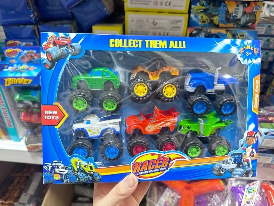 Samochód Racer Chariots Without Rival - Zestaw 6 szt Monster Truck