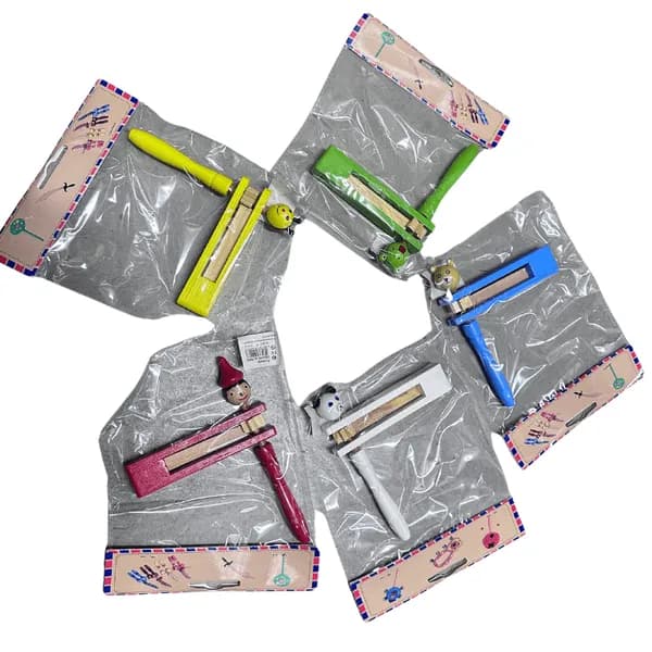 Drewniana Grzechotka dla Dzieci Kołatka Mix Zwierzątka 12szt