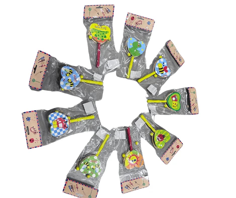 Drewniana Grzechotka dla Dzieci Serce Mix Wzorów 12 szt.