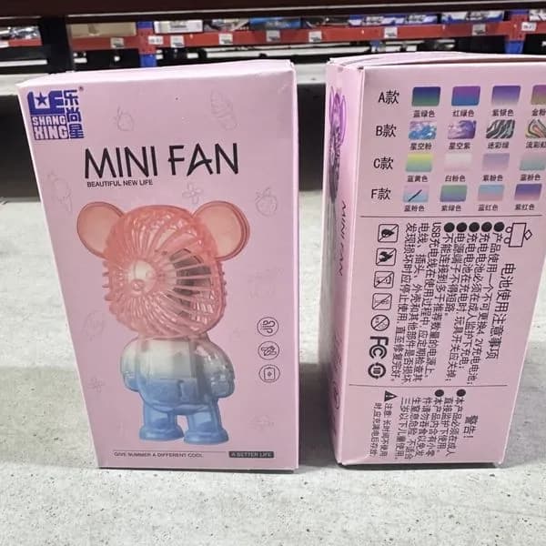 Zabawki Mini Fan Wiatraczek Przenośny Miś USB Mix 12 szt