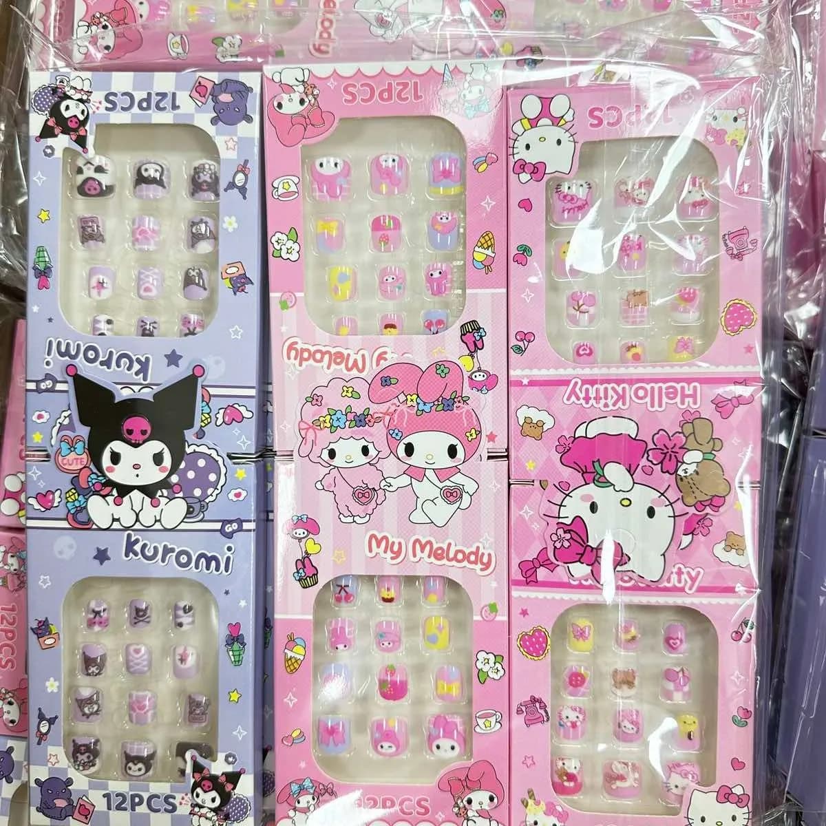 Zestaw Cute Sanrio Nails - Sztuczne Paznokcie dla Dzieci 12szt Mix