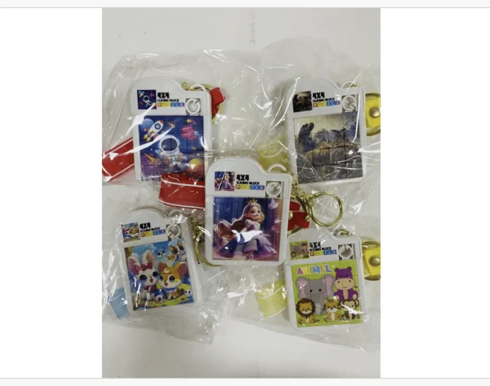 Brelok do Kluczy Układanka Przesuwna 4x4 Mix Wzorów