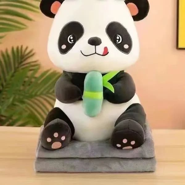 Maskotka na Kocyk - Panda z bambusem i szarym kocem