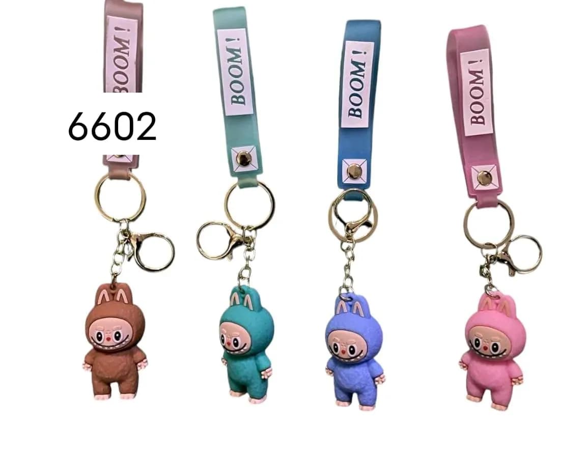 Brelok do Kluczy z Figurką i Paskiem BOOM! - Mix Kolorów 24szt