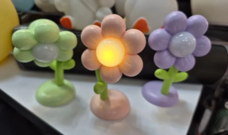 Lampka na noc kwiatek LED, mix kolorów, 6 szt.