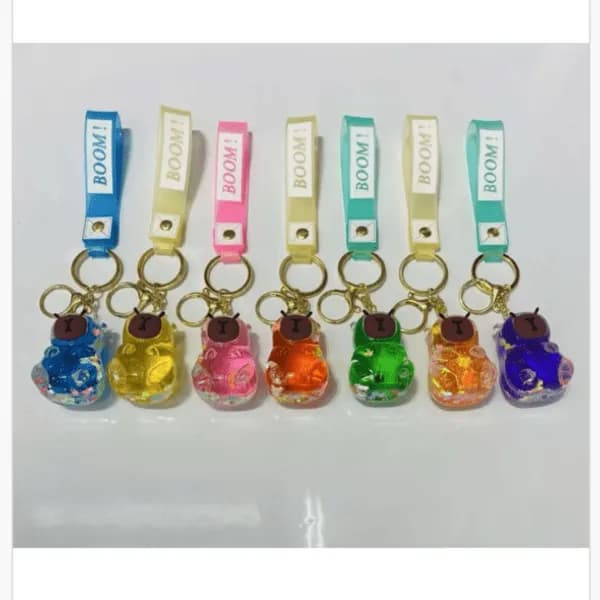 Brelok do Kluczy Miś z Brokatem i Paskiem BOOM! 12szt