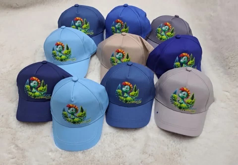 Czapka dla Dzieci z Daszkiem Dinozaur Jurassic Mix Kolorów 10szt