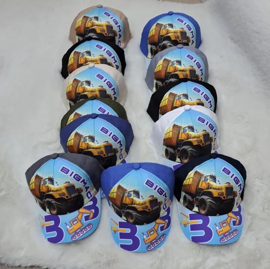 Czapka dla Dzieci Bigma z Daszkiem, Wzór Ciężarówka, Mix Kolorów