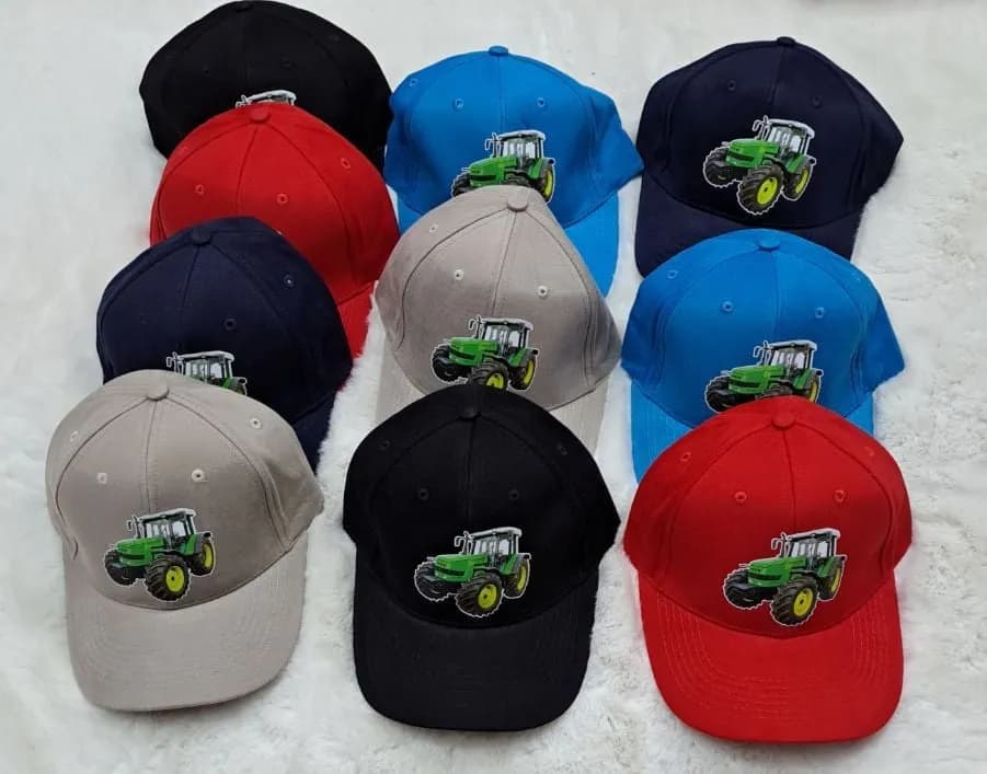 Czapka dla Dzieci z Traktorem, Mix Kolorów, 10 szt.