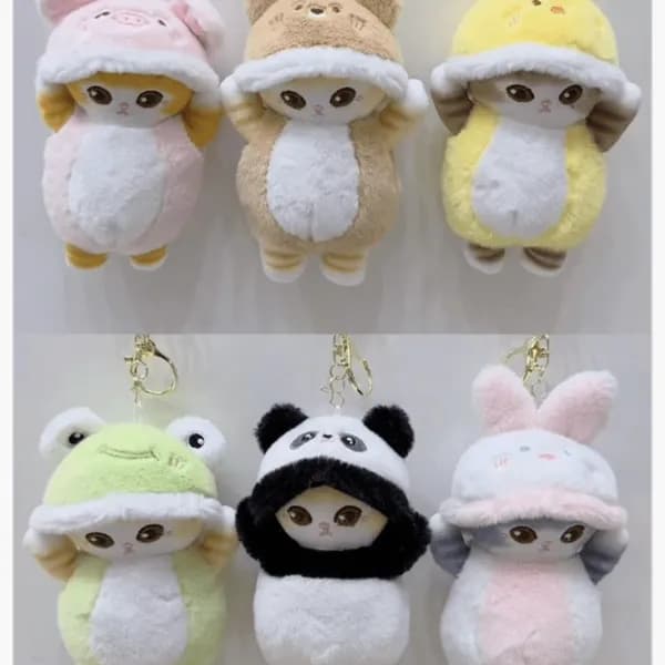 Brelok do Kluczy Pluszowy Kotek w Kostiumie Zwierzątka 12 szt.