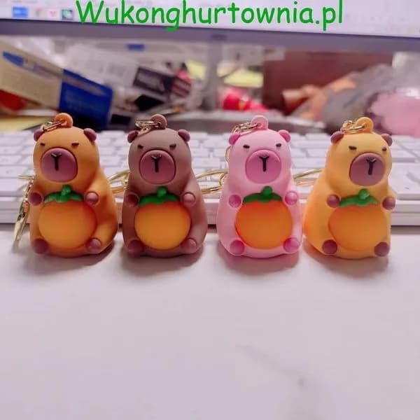 Brelok do Kluczy Kapibara z Pomarańczą, Mix Kolorów, 12 szt.