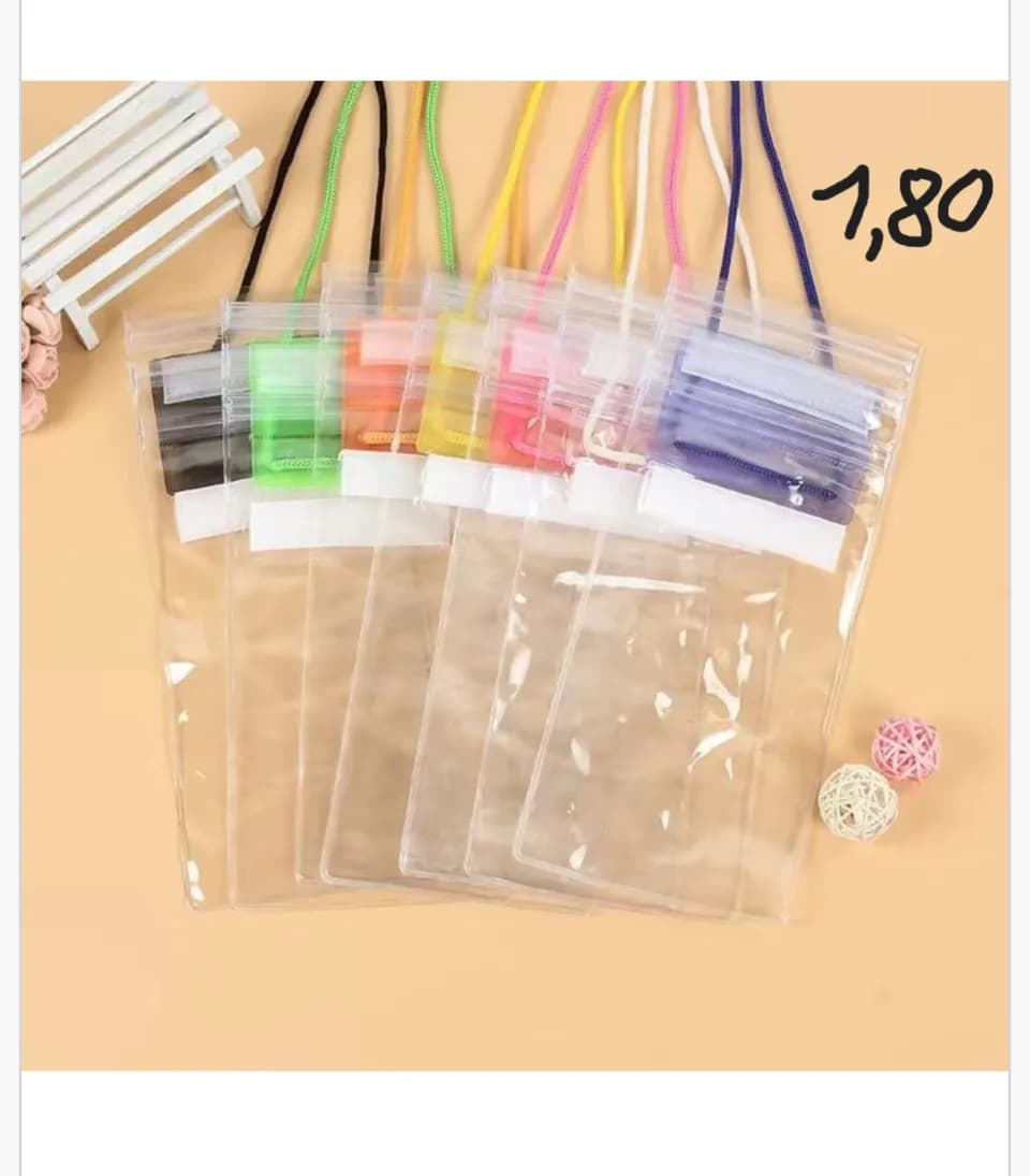 Etui Wodoodporne na Telefon 22x12cm ze Sznurkiem Mix Kolorów