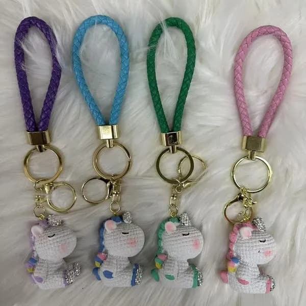 Brelok do Kluczy Jednorożec z Plecionym Paskiem i Brokatem