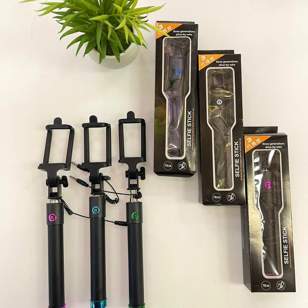 Selfie Stick 78cm przewodowy Jack 3.5mm, mix kolorów (12 szt)