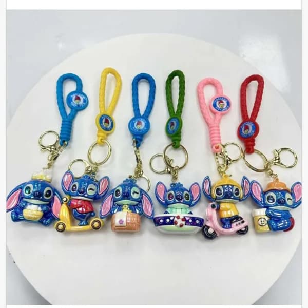 Brelok do Kluczy Stitch z Plecionym Paskiem Mix Wzorów 24 szt.