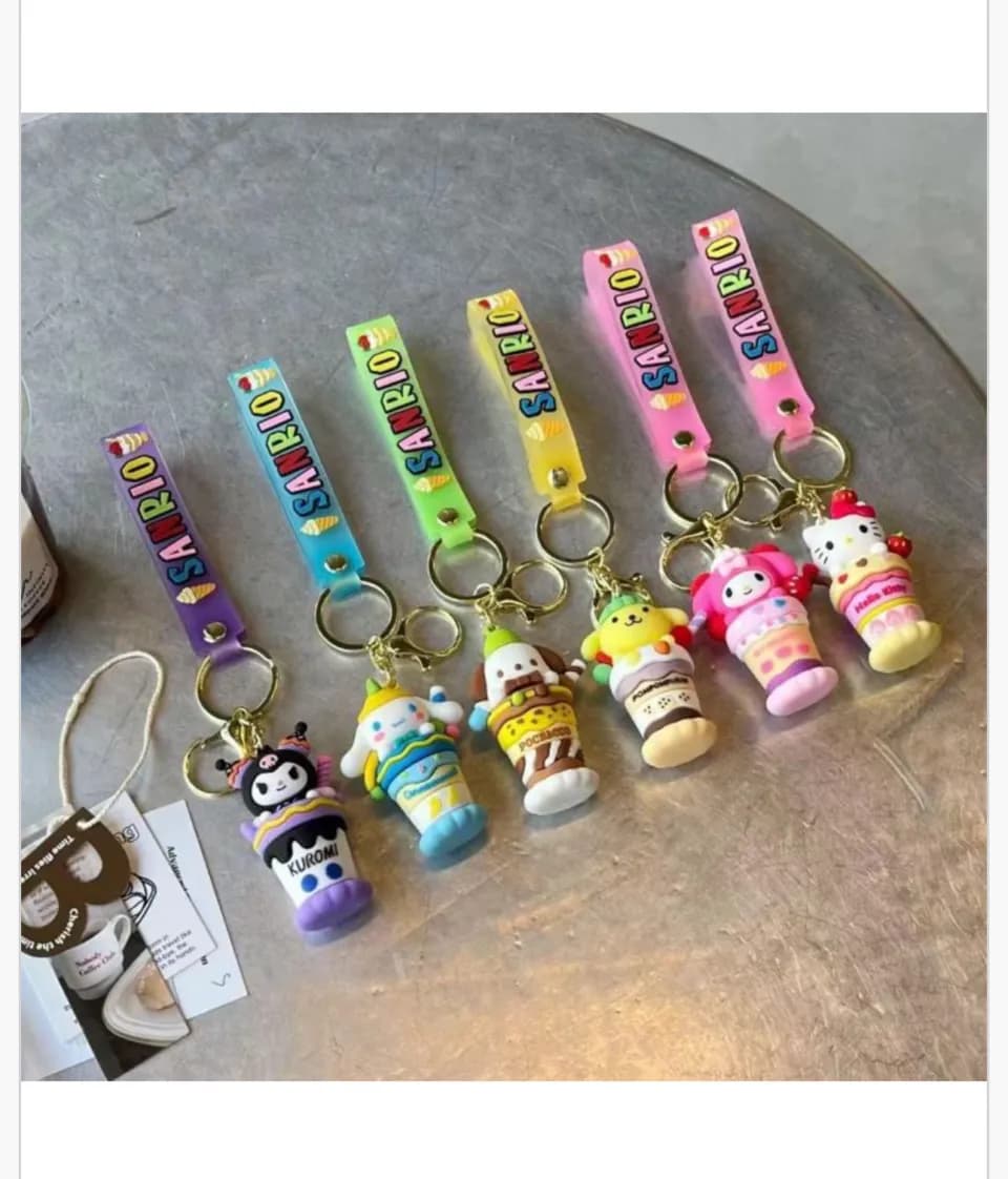 Brelok do Kluczy Sanrio Postacie Desery Silikonowy 24szt