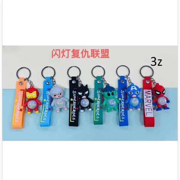 Brelok do Kluczy Superbohaterowie ze Światłem LED, Mix Wzorów