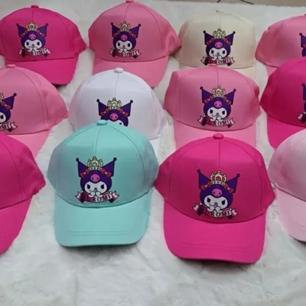 Czapka z daszkiem Kuromi 50/52 dziecięca, mix kolorów