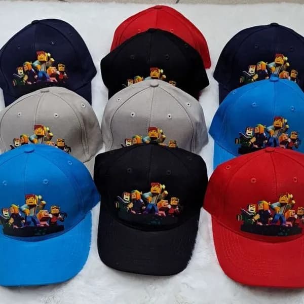 Czapka z daszkiem dla dzieci 52-54cm motyw Roblox mix kolorów