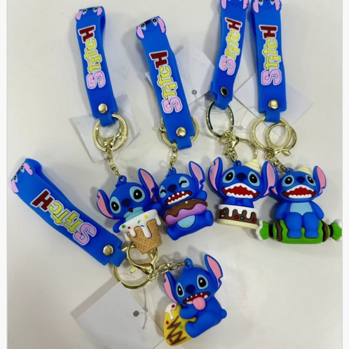 Brelok do Kluczy Stitch Silikonowy z Paskiem - Mix Wzorów