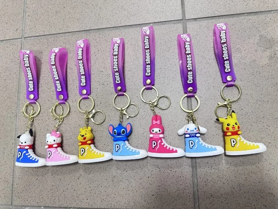 Brelok do Kluczy Postacie w Butach Cute Shoes Baby 12szt