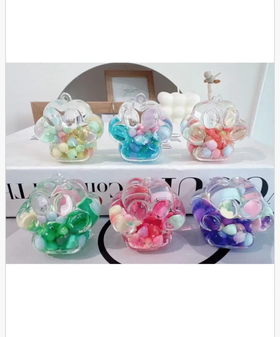 Brelok do Kluczy Łapka z Kolorowymi Kuleczkami 24 szt.