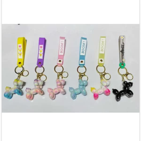 Brelok do Kluczy Piesek Balonowy z Paskiem Mix 24szt