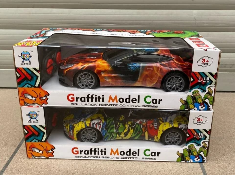 Samochód Sterowany Graffiti Model Car Skala 1:18 R/C Mix