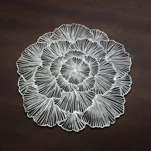 Serwetka Wielkanocna 38RD Srebrny Kwiatowy Motyw