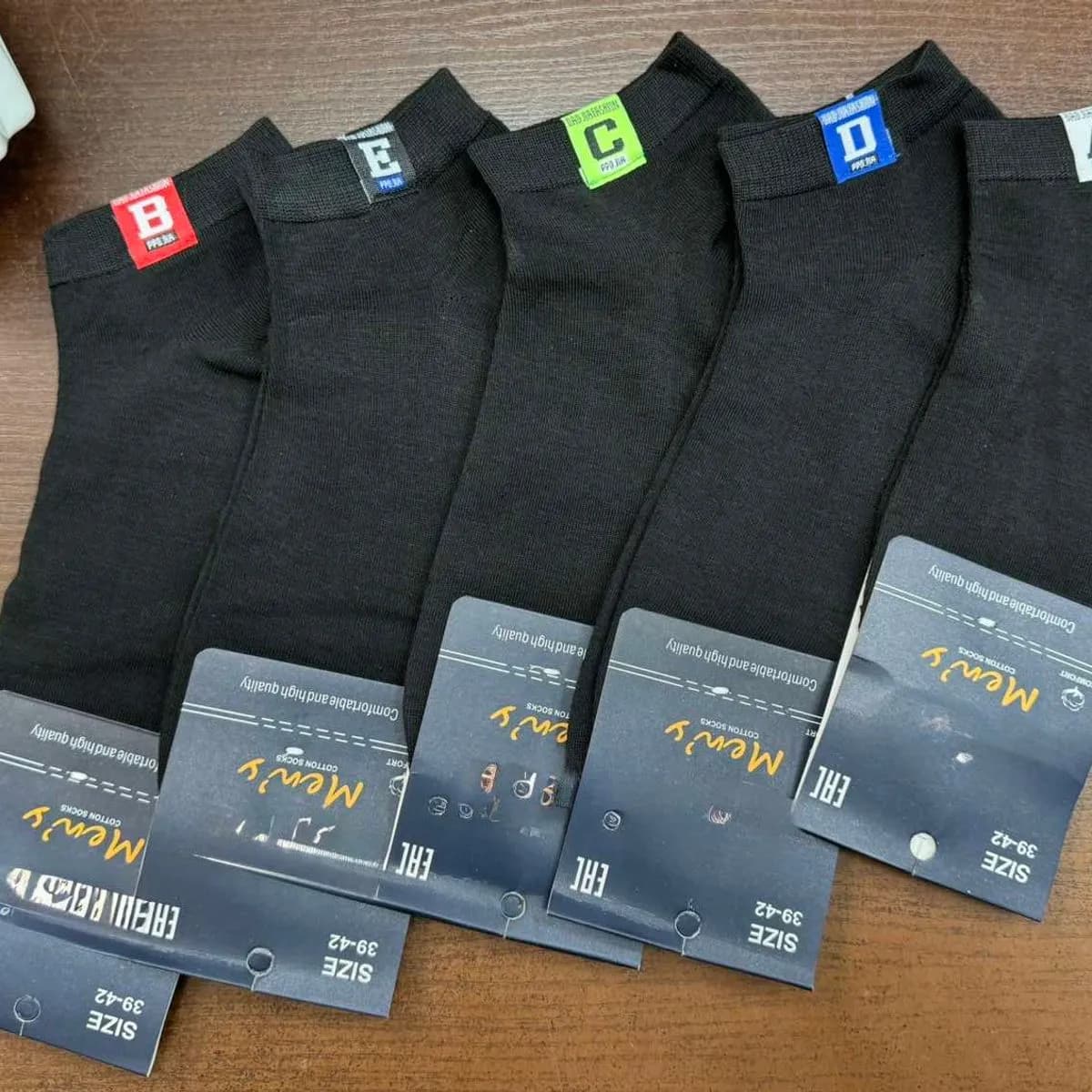 Skarpetki męskie 5-pack czarny z kolorowymi literami