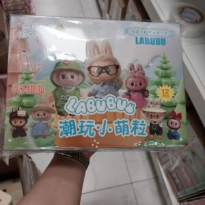 Figurki Labubu