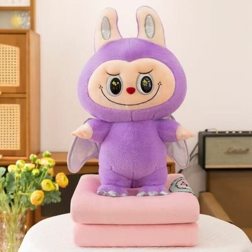 Maskotka Labubu z Kocyk