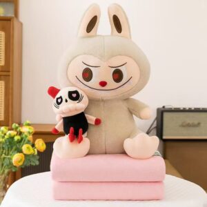 Maskotki Labubu z Kocyk